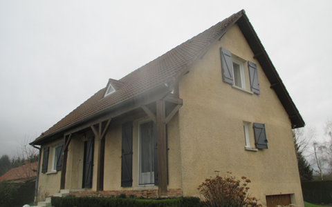 Ravalement de façade avec un enduit mince à base de siloxane - avant