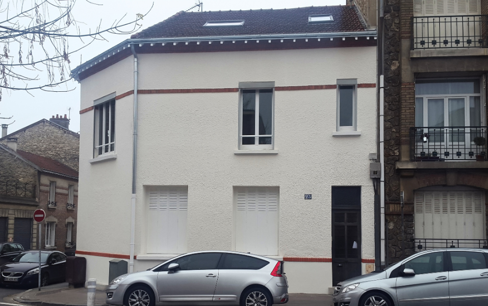 Imperméabilisation d’une façade en enduit gros grain - après
