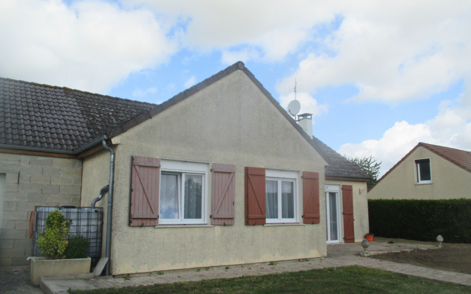 Rénovation d’une façade mixte avec un enduit mince armé D3 - avant