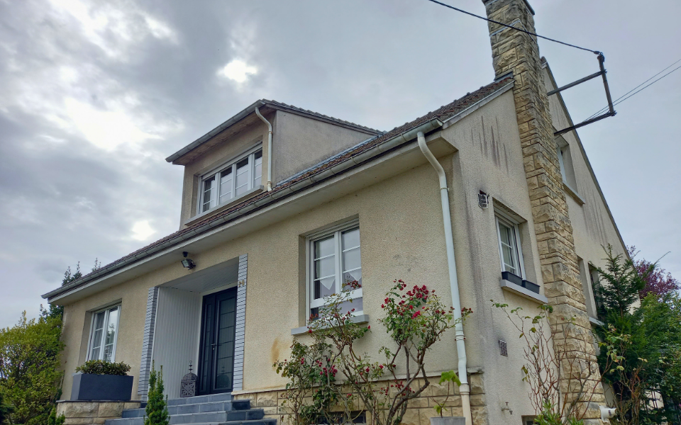 Isolation thermique par l’extérieur et modernisation d’une maison de caractère - avant