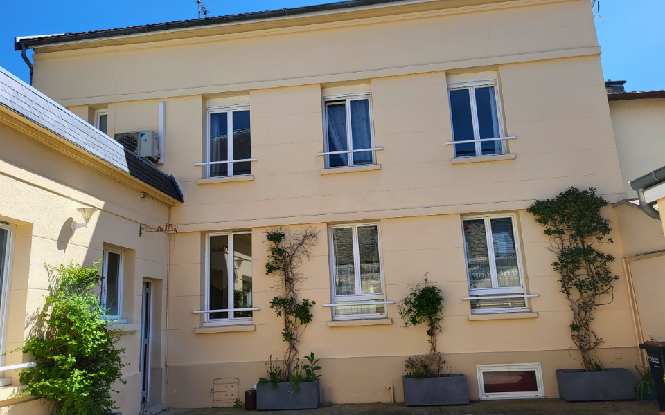 Isolation thermique par l’extérieur avec conservation des décors architecturaux - avant