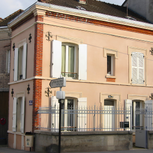 Rénovation d’une façade mixte en pierre, briques et enduit minéral - après